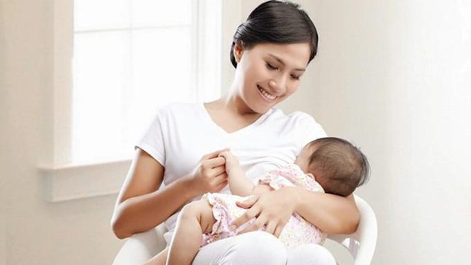 Amankah Ibu Tetap Menyusui Saat Terserang Diare?