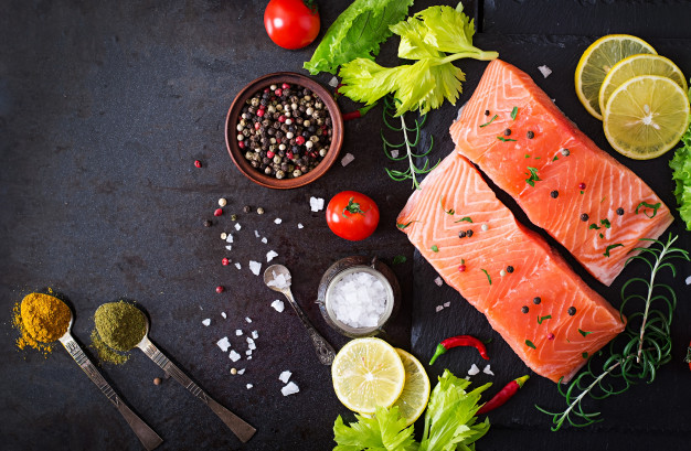 Tak Kalah Bergizi! Ini 6 Jenis Ikan Pengganti Salmon untuk MPASI Bayi