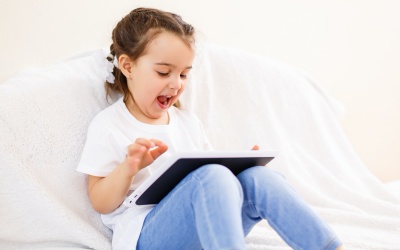 Beberapa tips untuk keamanan sikecil saat menggunakan internet