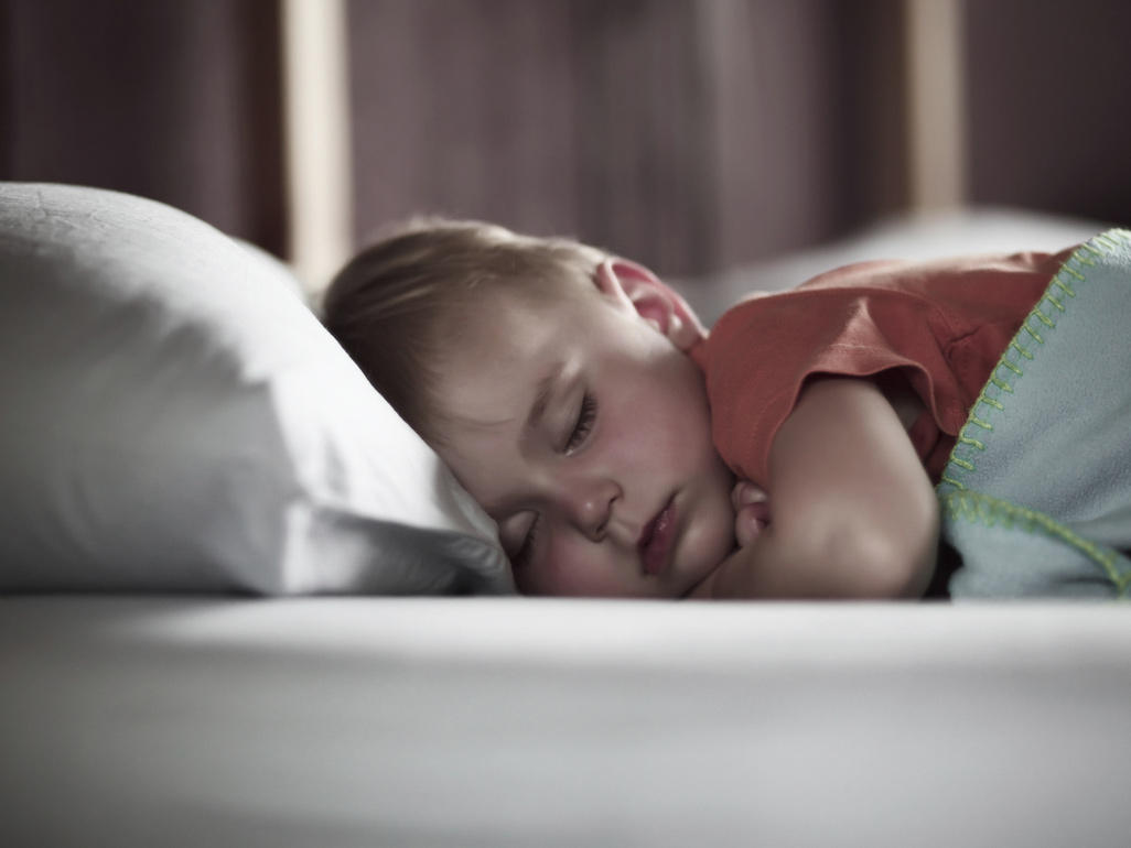 Makanan Ini Bisa Bantu Sikecil Tidur Lebih Nyenyak