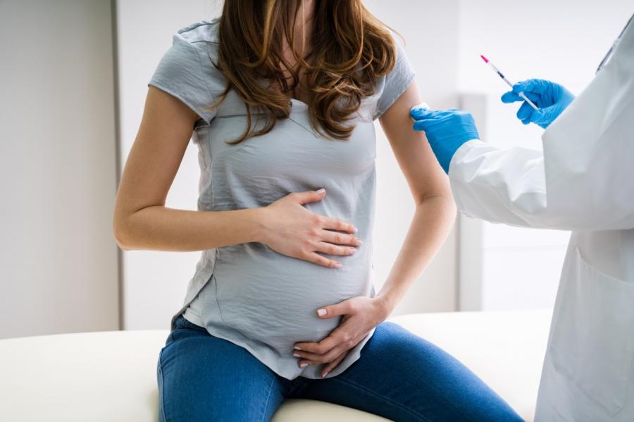 Yang Perlu Diperhatikan Sebelum Ibu Hamil Menjalani Vaksin Covid-19
