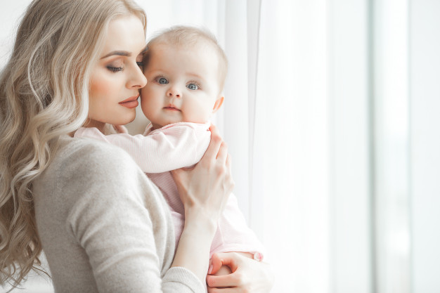5 Tips Simpel agar Bunda Tetap Cantik Setelah Melahirkan