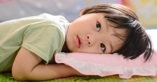 5 Asupan Penting Turunkan Demam Anak