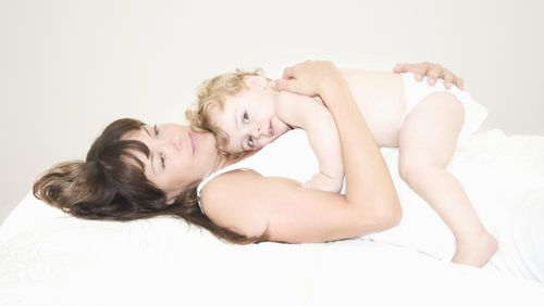 Saat Ibu Bekerja Merasa Bersalah karena Tak Punya Banyak Waktu untuk Anak