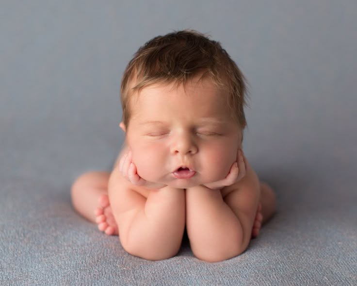 Kaki Bayi Dingin? Cek Kapan Saatnya Perlu Khawatir!