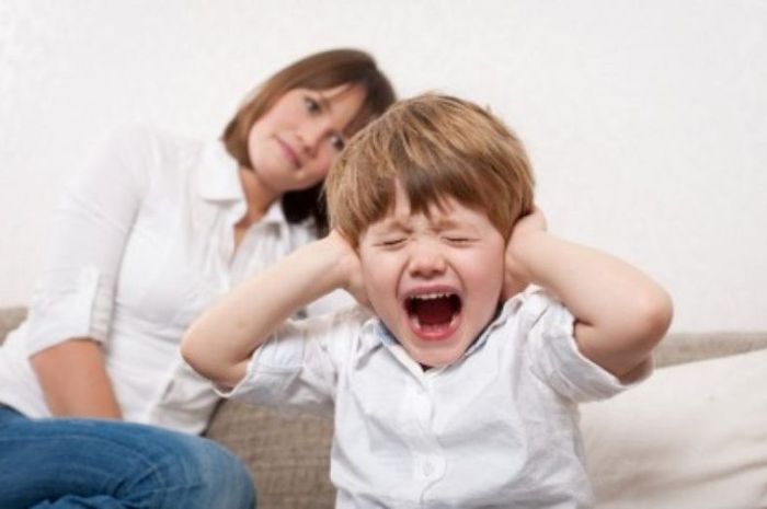 Alasan di Balik Anak Dua Tahun Suka Tantrum Tanpa Alasan