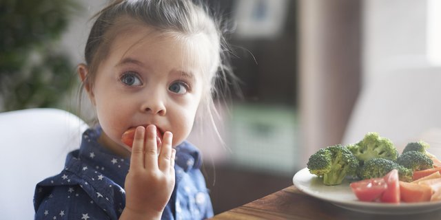Peran Sayur dan Buah Bagi Perumbuhan Anak