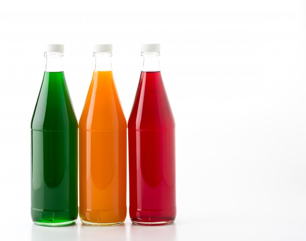 Pemberian Minuman Ringan, Sari Buah, dan Minuman Manis untuk Anak-anak