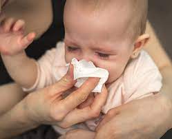 Cara Aman Redakan Batuk Pilek pada Bayi Tanpa Obat