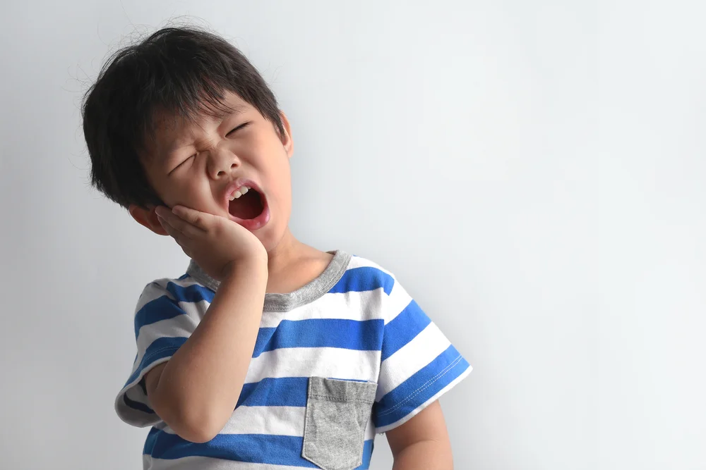 8 CARA AMPUH MENGATASI ANAK SAKIT GIGI DAN CARA MEMBUAT ANAK RAJIN SIKAT GIGI