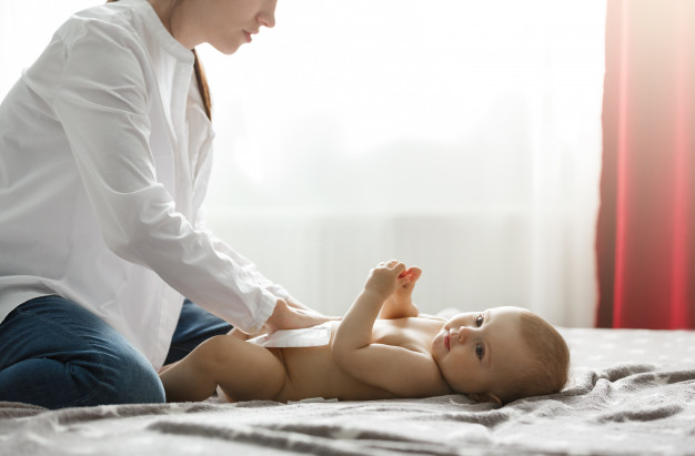 Ini Akibatnya Jika Bayi Memakai Popok Terlalu Lama