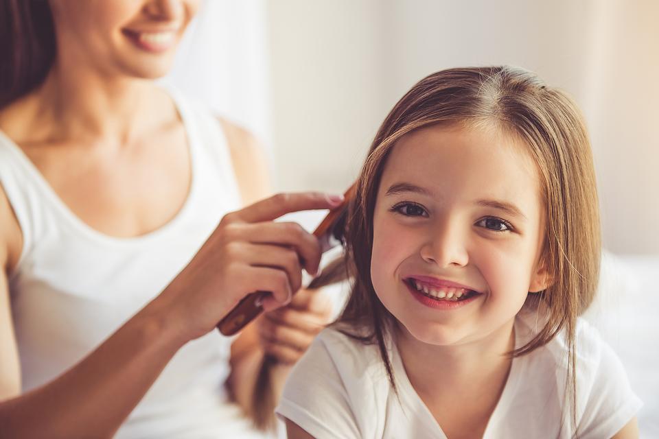 Mitos dan Fakta Mengenai Rambut Anak