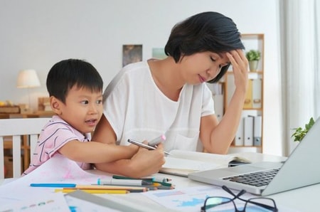 Tips Untuk Ibu Yang Sedang Merasa Kewalahan