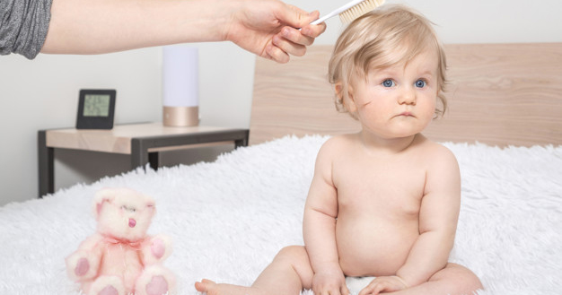 Benarkah Daun Seledri Bisa Melebatkan Rambut Bayi?