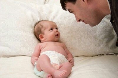 Waktu yang Tepat untuk Mengganti Popok Bayi