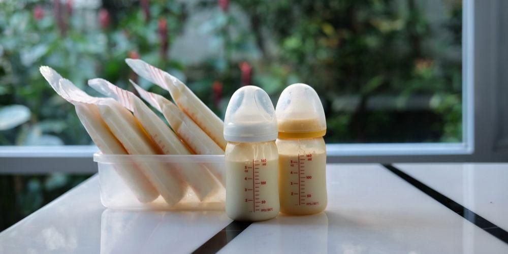 Moms, Catat Ini Cara Memanaskan ASI Perah yang Aman dan Benar