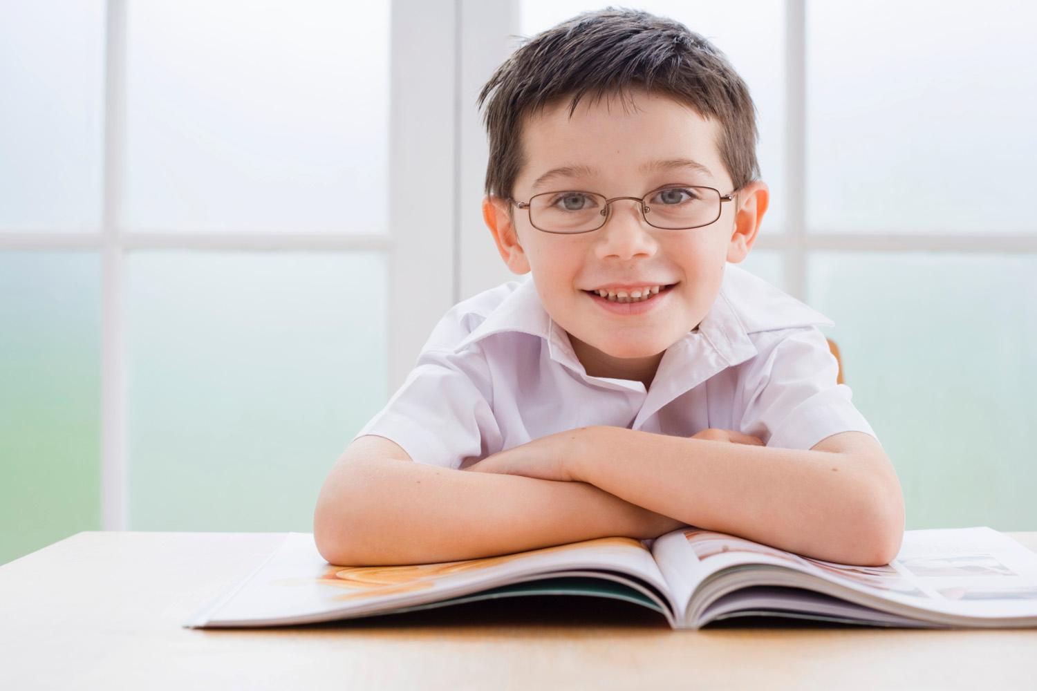 Orthokeratology, Salah Satu Solusi Mata Minus Anak Tanpa Operasi