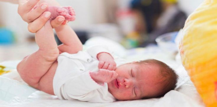 Pintar Mengenal 7 Warna Feses Bayi, Jadi Penanda Kondisi Kesehatan Sang Buah Hati