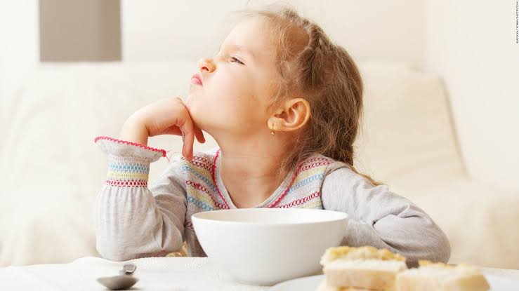 Sikecil Tidak Ingin Makan Nasi? Apa Solusi-Nya?