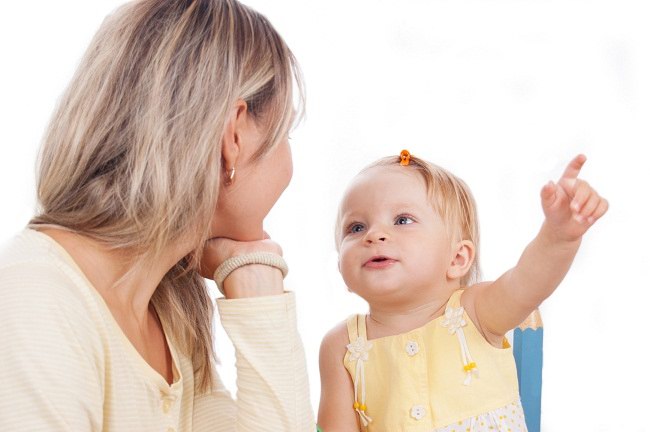 5 Hal yang Wajib Dilakukan Bila Anak Sering Bicara Tidak Jelas