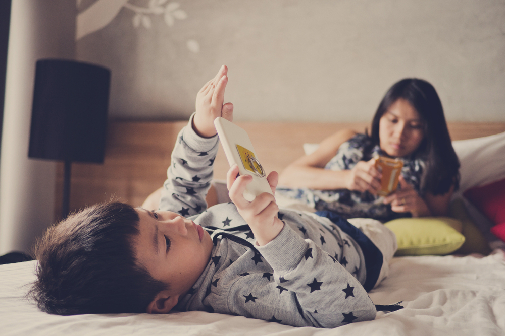Pedoman penggunaan internet untuk anak menurut usia