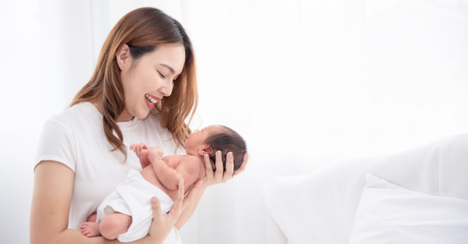 MITOS DAN FAKTA MERAWAT KULIT BAYI