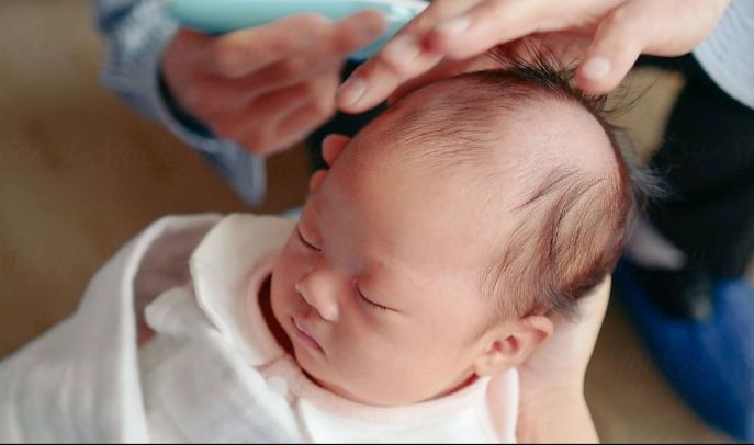 Mitos Atau Fakta? Mencukur Rambut Bayi Dapat Membuat Rambut Tumbuh Lebih Lebat?
