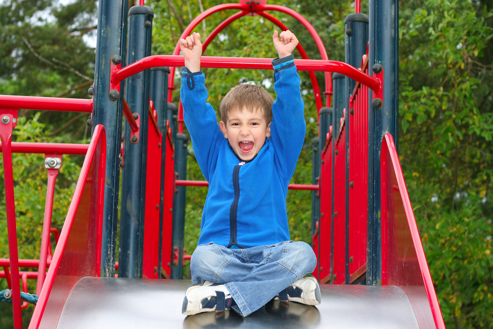 Jangan Lengah, Tetap Awasi Anak Saat Bermain di Playground