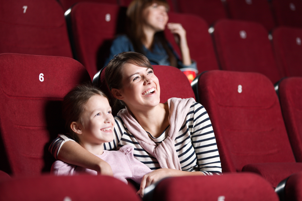 Wajib Tahu Tips Mengajak Anak Nonton Film Bioskop