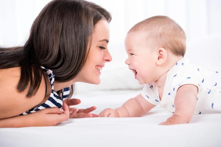 Manfaat Tummy Time pada Bayi dan Cara Melakukannya