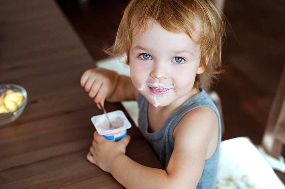 Tips Memilih Yogurt & Efek Samping Pada Anak