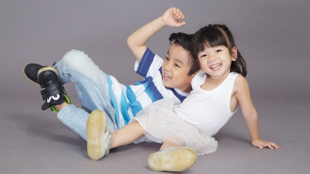 4 Cara Menanamkan Body Image Positif pada Anak