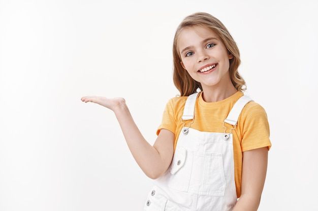 Begini Cara Menjaga Kesehatan Rambut dan Kulit Kepala Si Kecil