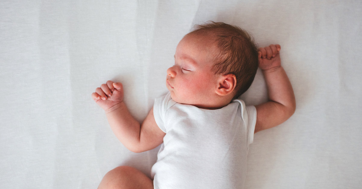 Tips Untuk Mengatasi Bayi Kagetan