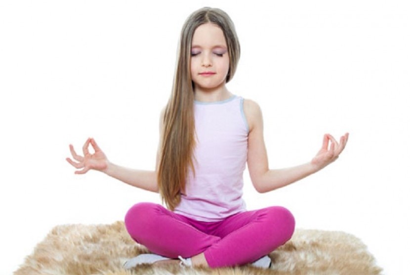 Berlatih Yoga Bersama Si kecil