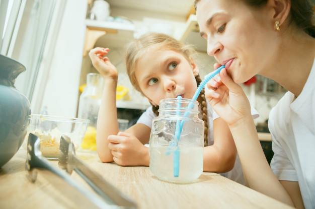 5 Pilihan Menu Minuman Berbuka Puasa yang Sehat untuk Anak