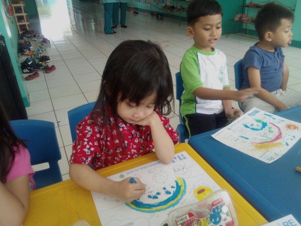LOMBA MEWARNAI — foto 4
